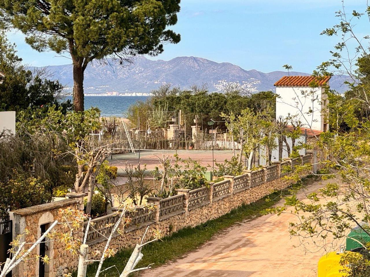 סנט מרטי ד'אמפורייס Villa Merce Empuries מראה חיצוני תמונה